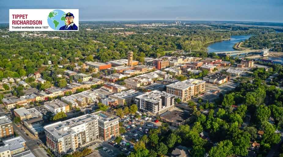 Moving Services to Lawrence Park - Tippet Richardson