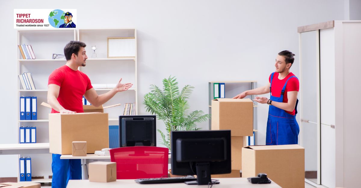 The Lazy Person’s Guide To Moving Across Canada - Tippet Richardson