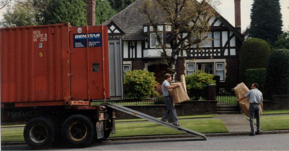 International Moving Services in Leaside - Tippet Richardson