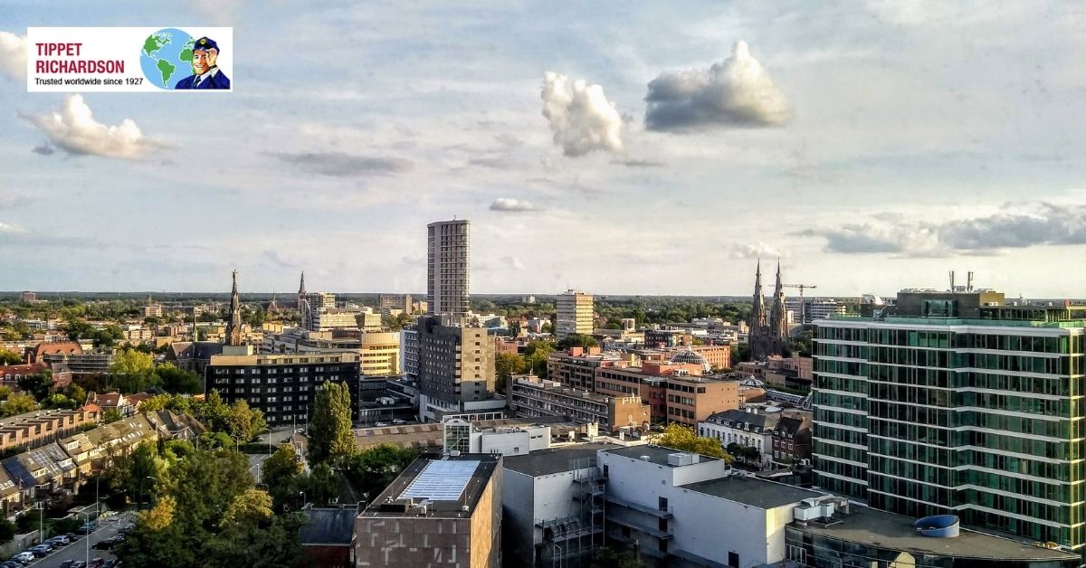 International Moving Services to Eindhoven from Toronto - Tippet Richardson