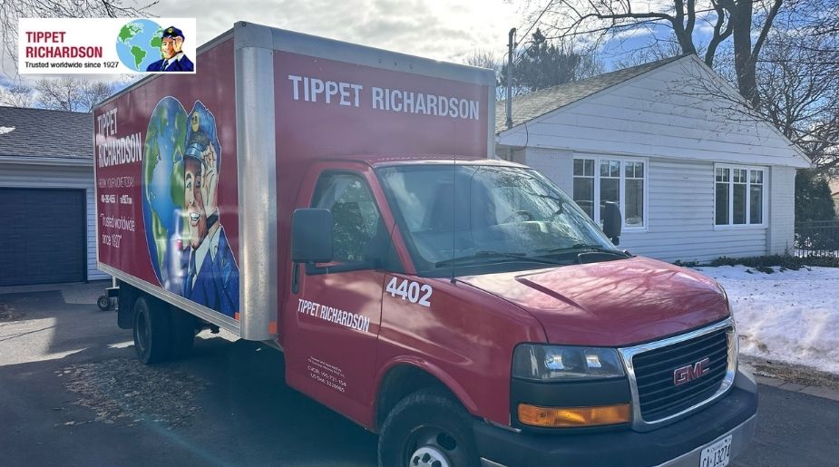 White-Glove Moving Service in Aurora for Luxury Relocations - Tippet Richardson